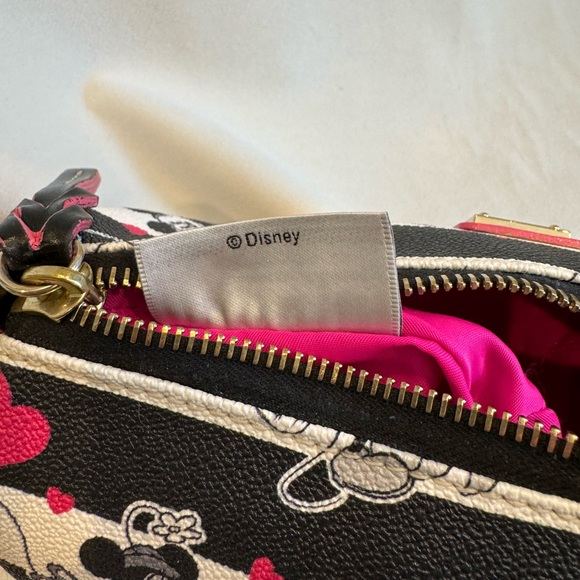 Dooney & Bourke Disney Sweethearts - 2014 Mickey and Minnie Small Barrel… - Picture 15 of 15